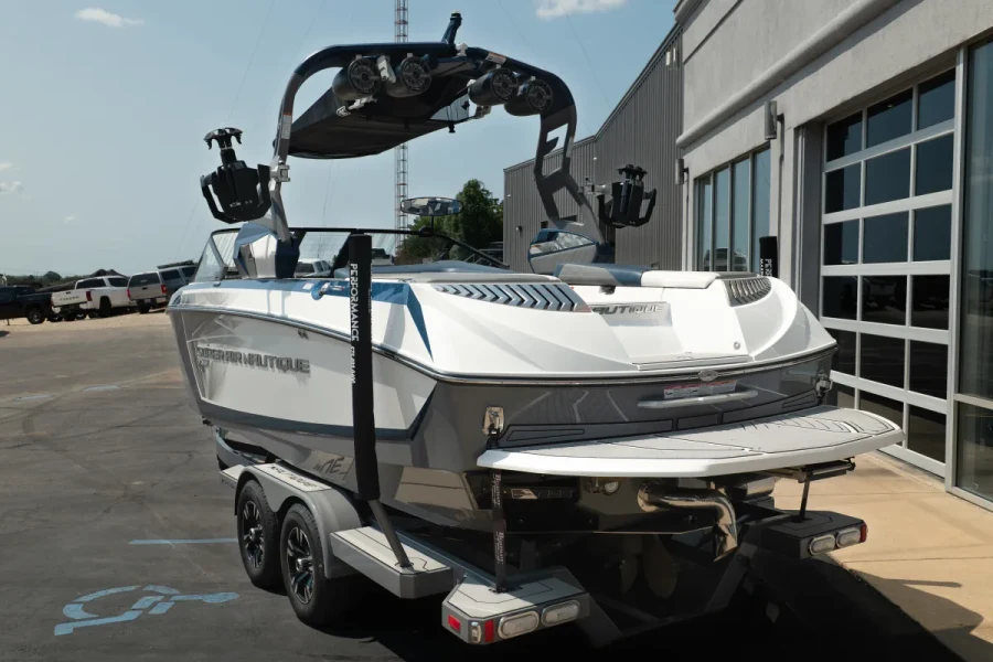 2019-nautique-g23-143439-image2.webp