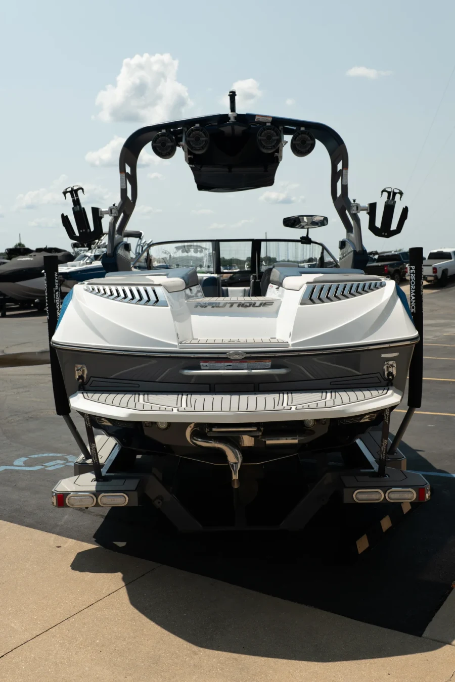 2019-nautique-g23-143439-image4.webp