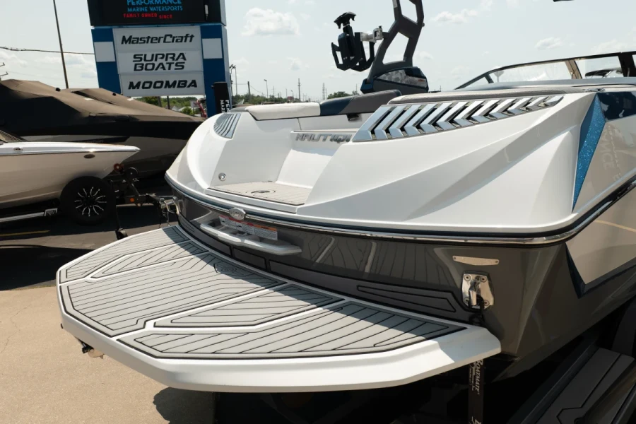 2019-nautique-g23-143439-image6.webp