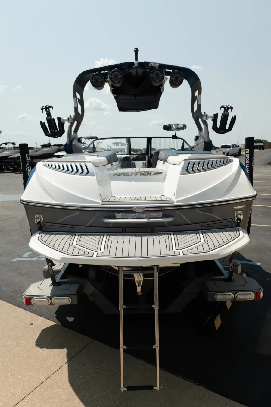 2019-nautique-g23-143439-image7.webp