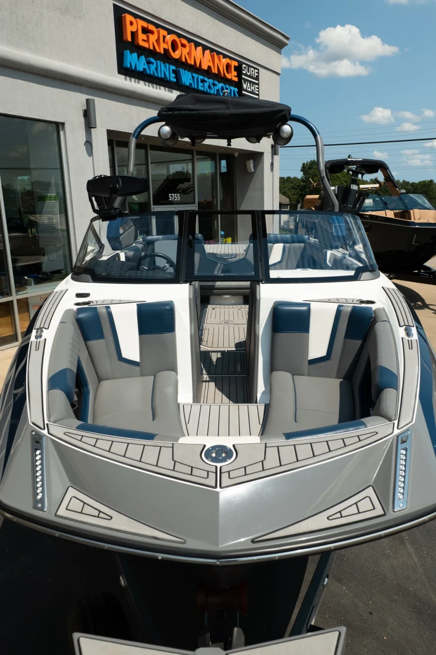 2019-nautique-g23-143439-image9.webp