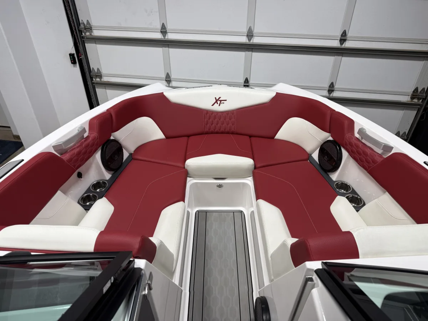 2024 MasterCraft XT24