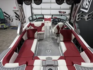 2024-mastercraft-xt24-143440-image7.webp