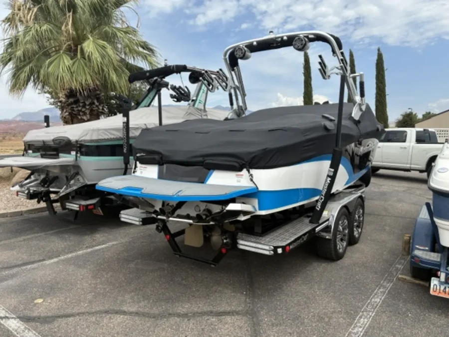 2017-mastercraft-x23-143442-image1.webp