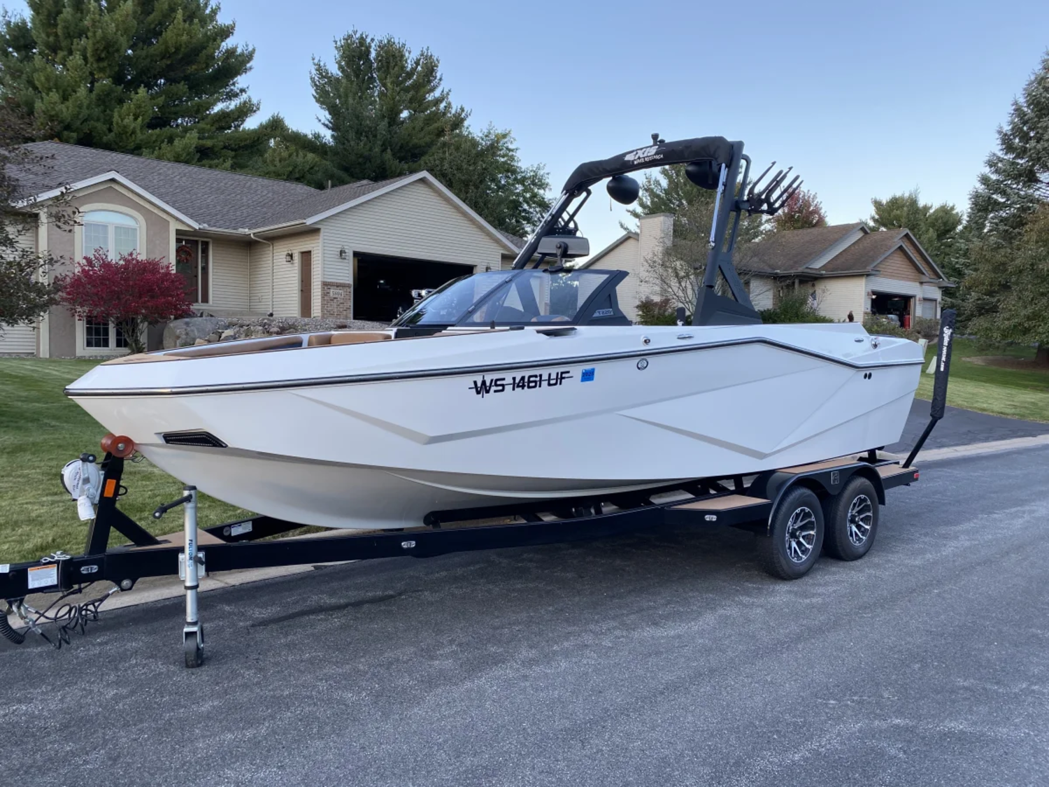 2022 Axis Boats T220
