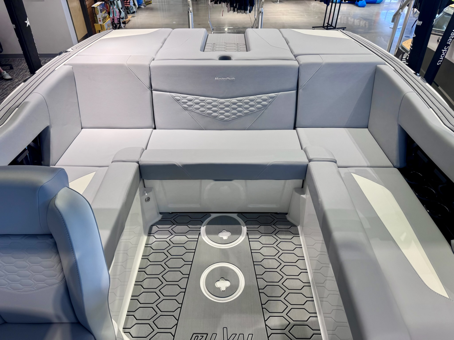 2027 MasterCraft NXT20
