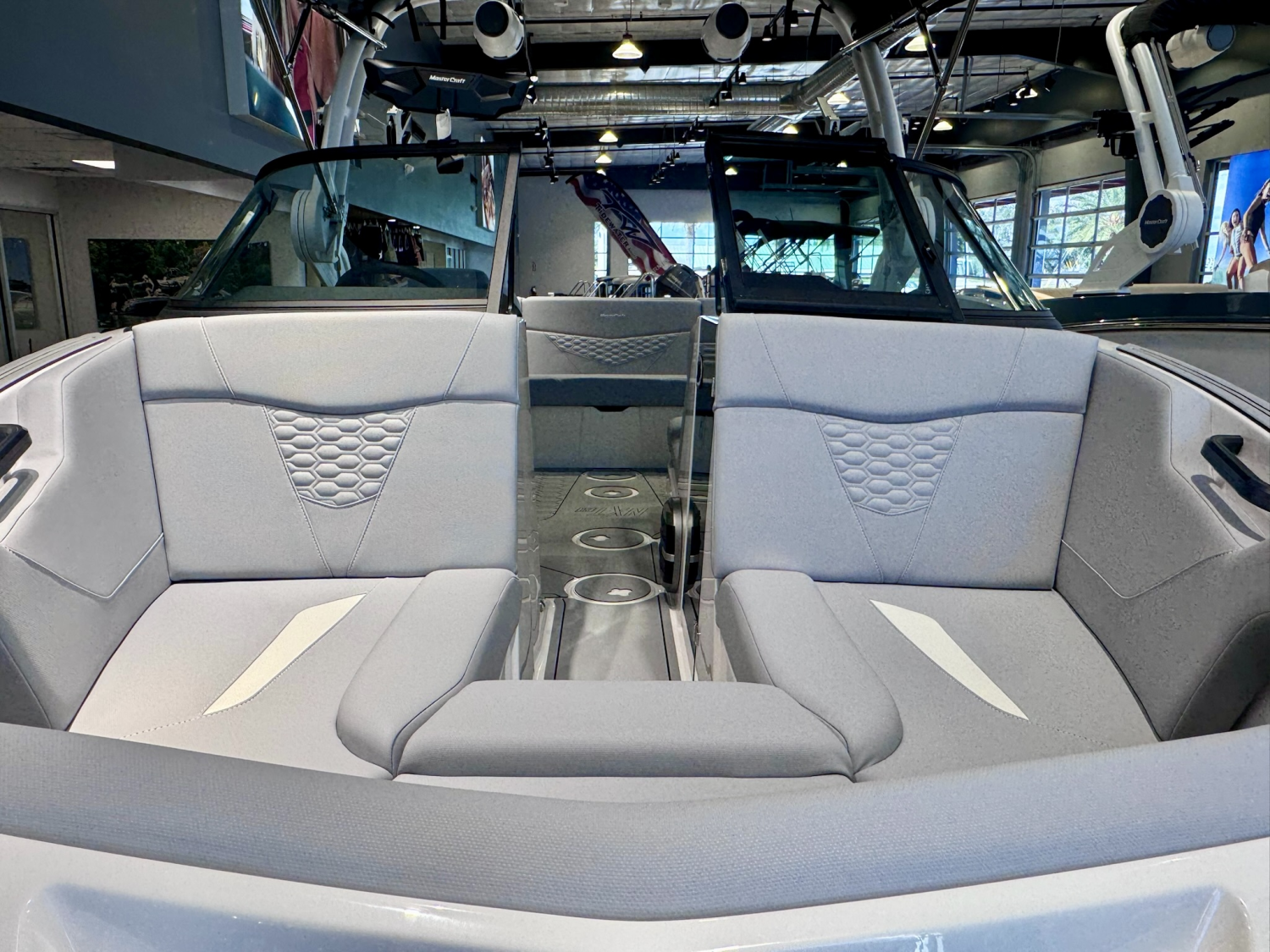 2027 MasterCraft NXT20