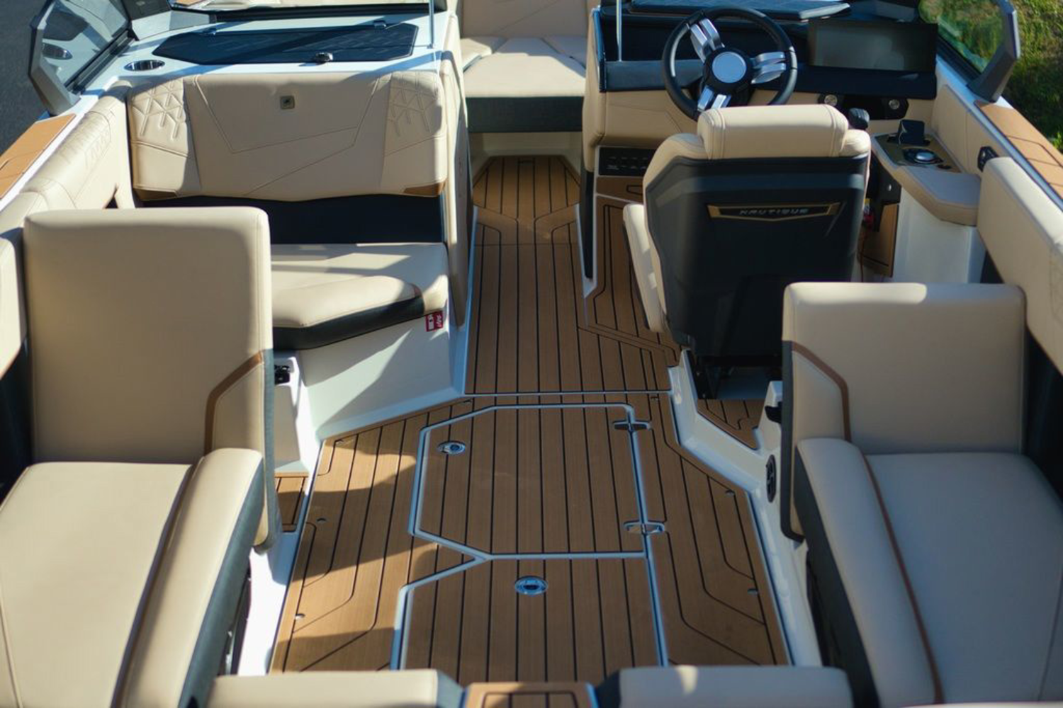 2027 Nautique Super Air Nautique S23