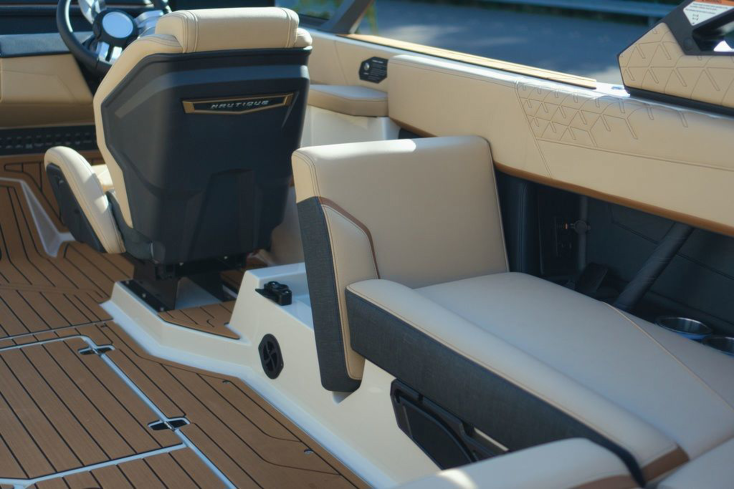 2027 Nautique Super Air Nautique S23