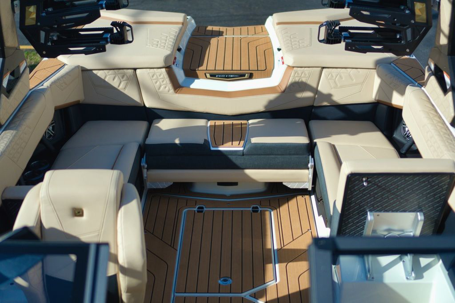 2027 Nautique Super Air Nautique S23