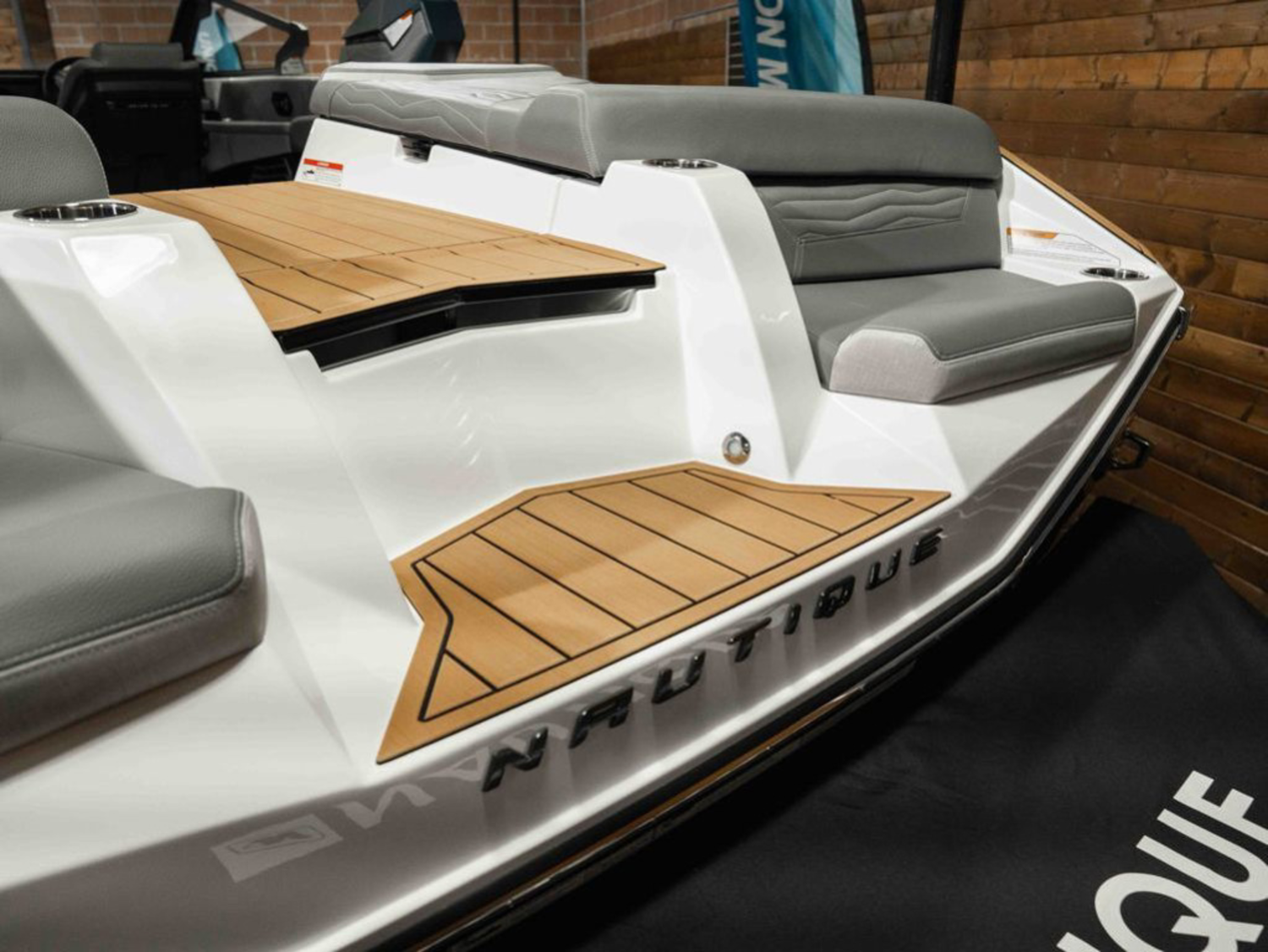 2027 Nautique Super Air Nautique G23