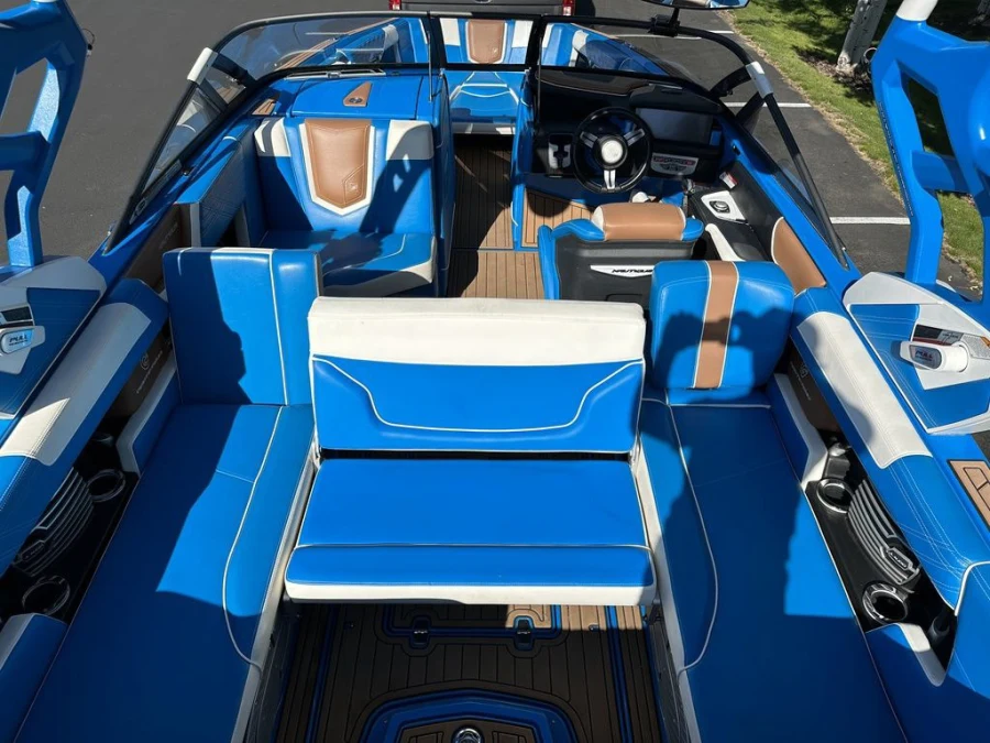 2018-nautique-g23-143467-image13