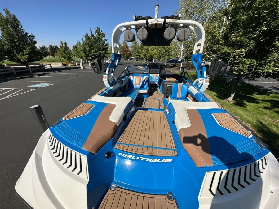 2018-nautique-g23-143467-image8