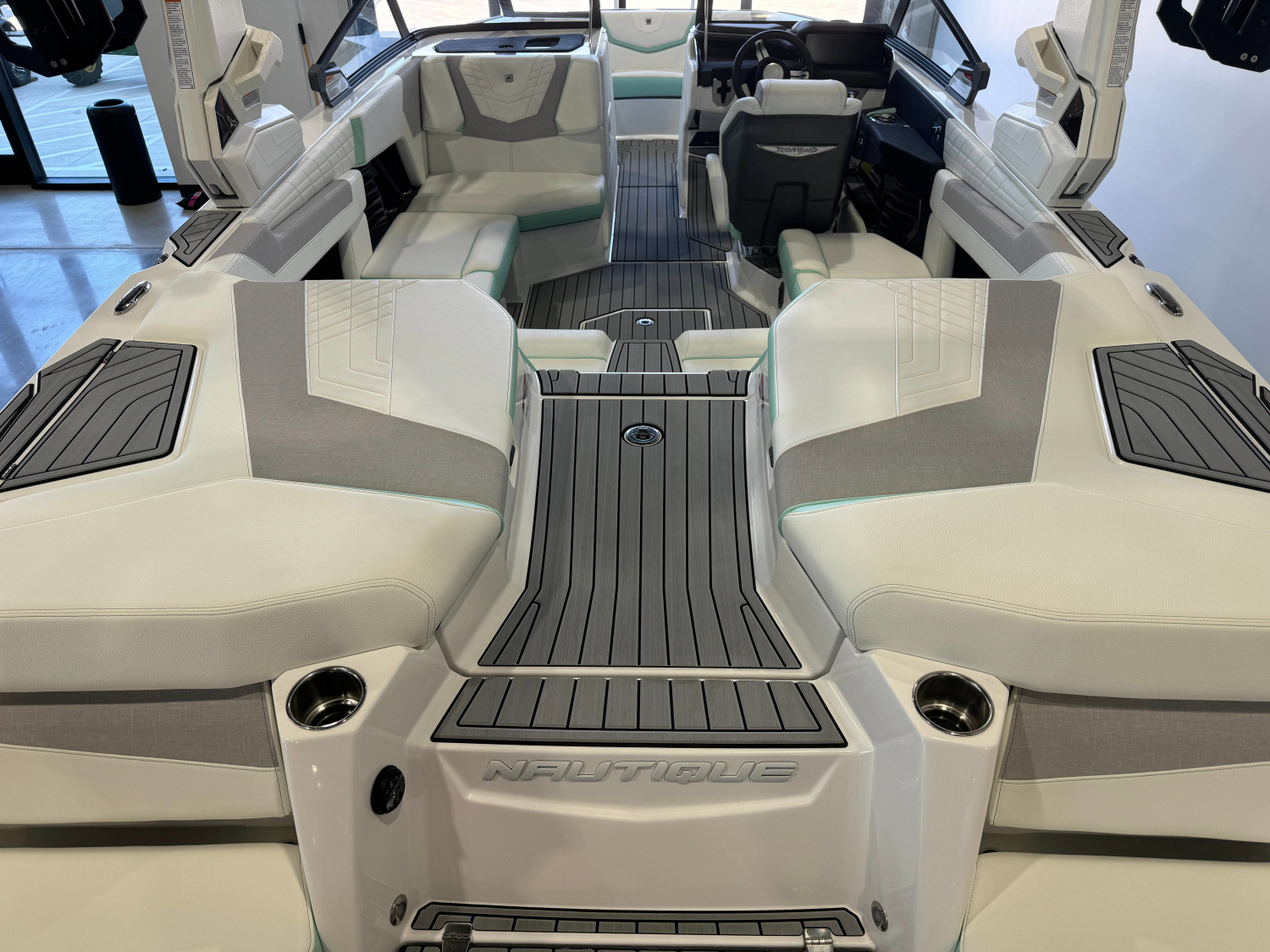 2024 Nautique Super Air Nautique G21