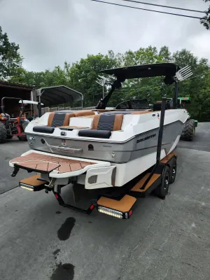 2022-malibu-wakesetter-25-lsv-143474-image11