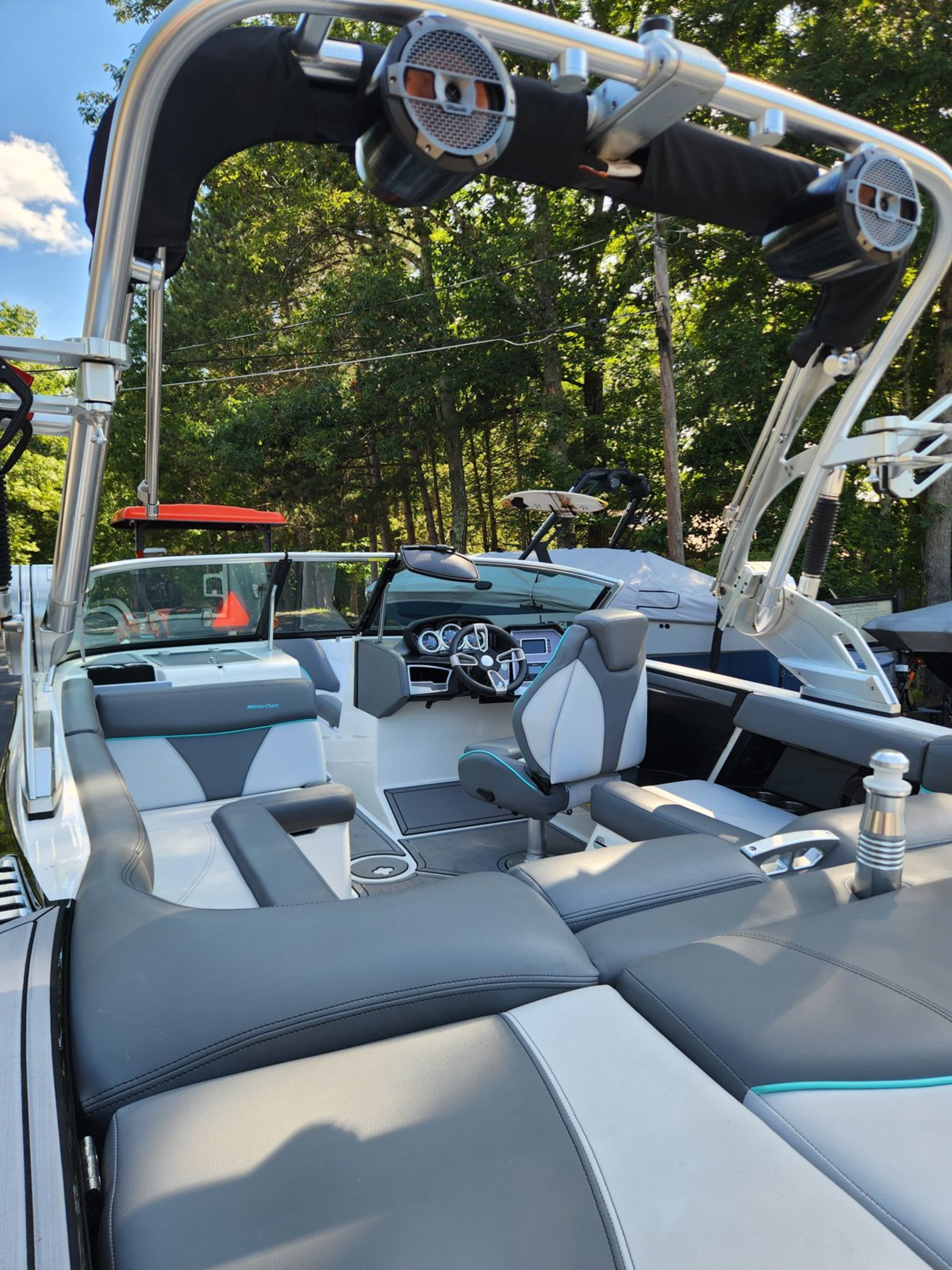 2020 Mastercraft XT21