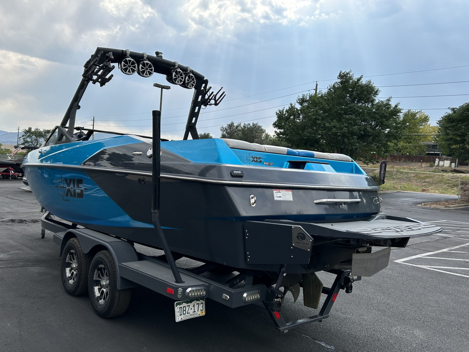 2018 Axis Wake Research A24