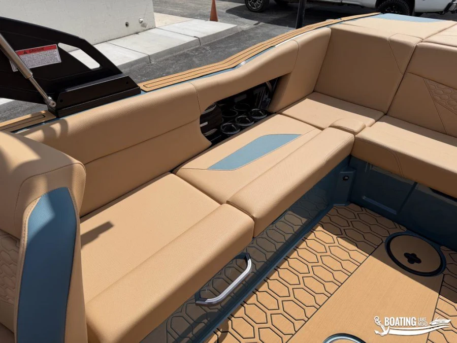 2027-mastercraft-nxt24-143499-image8