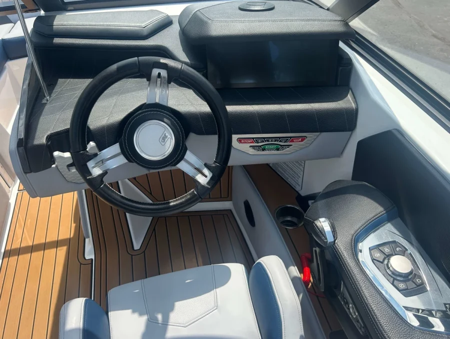 2022-nautique-g21-143509-image6.webp