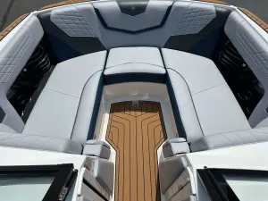 2022-nautique-g21-143509-image8.webp