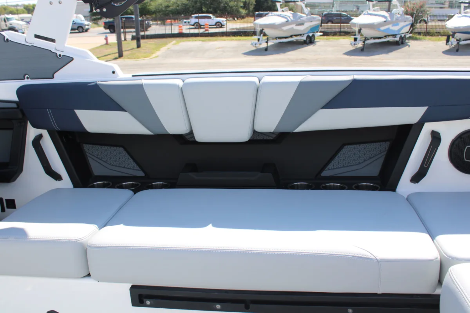 2027 Axis T235