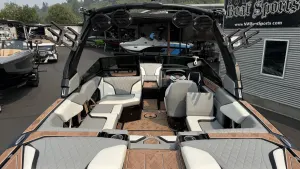 2023-tige-22rzx-143517-image6.webp