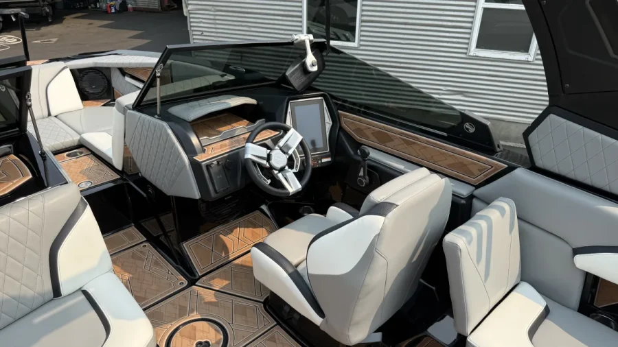 2023-tige-22rzx-143517-image8.webp