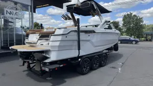 2027-mastercraft-x-star-143518-image1.webp