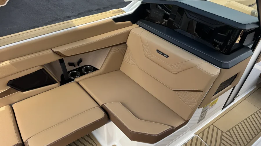 2027-mastercraft-x-star-143518-image9.webp
