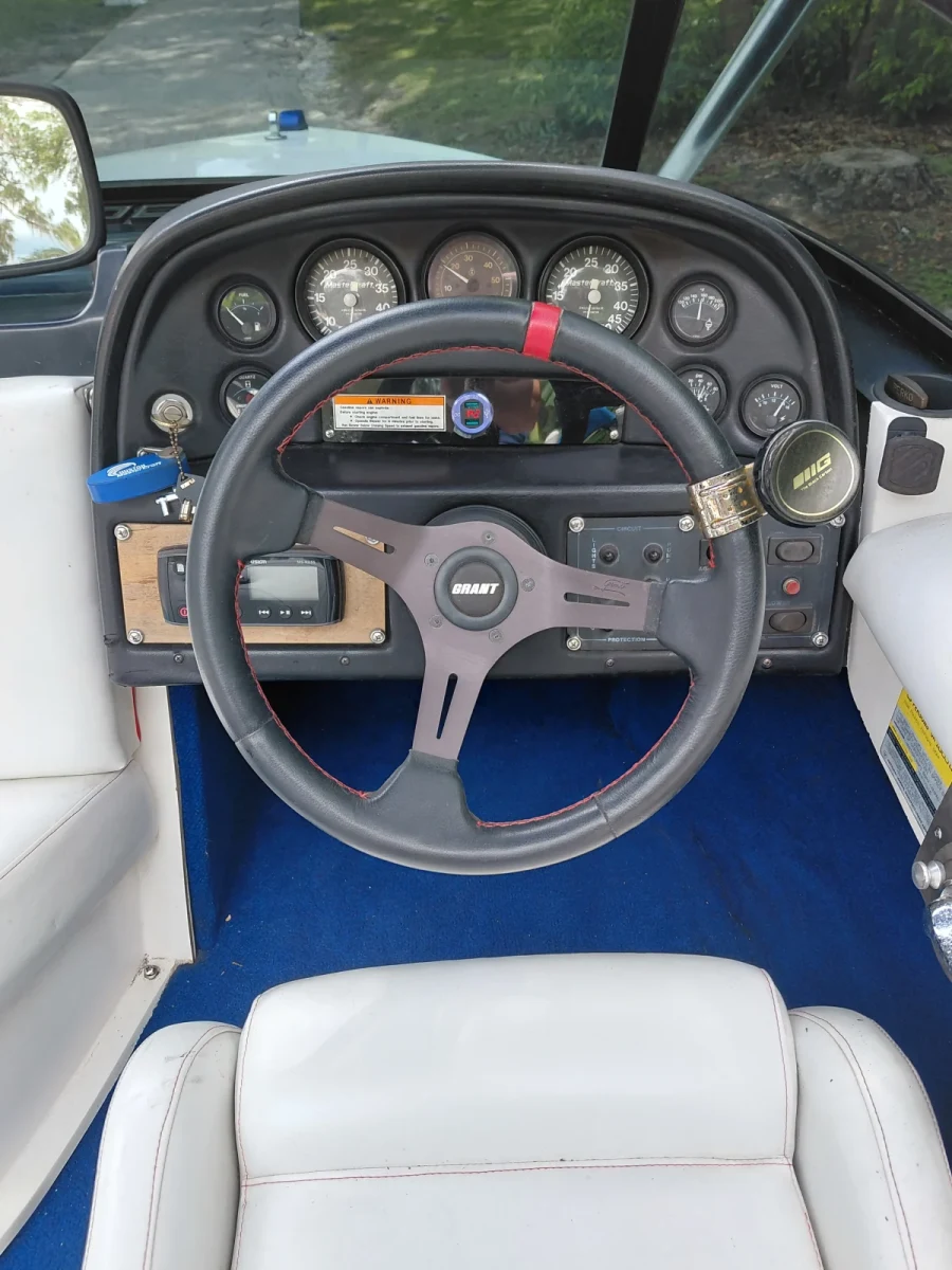1992-mastercraft-prostar-190-143531-image4.webp