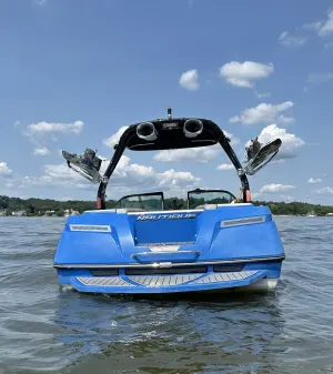 2011-nautique-sport-nautique-200-143533-image3.webp
