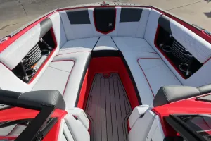 2019-nautique-g23-143536-image9.webp