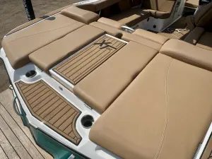 2020-mastercraft-xt22-143544-image9.webp