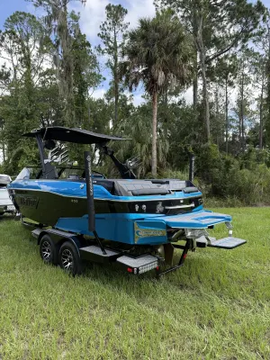 2022-malibu-wakesetter-23-lsv-143550-image7.webp