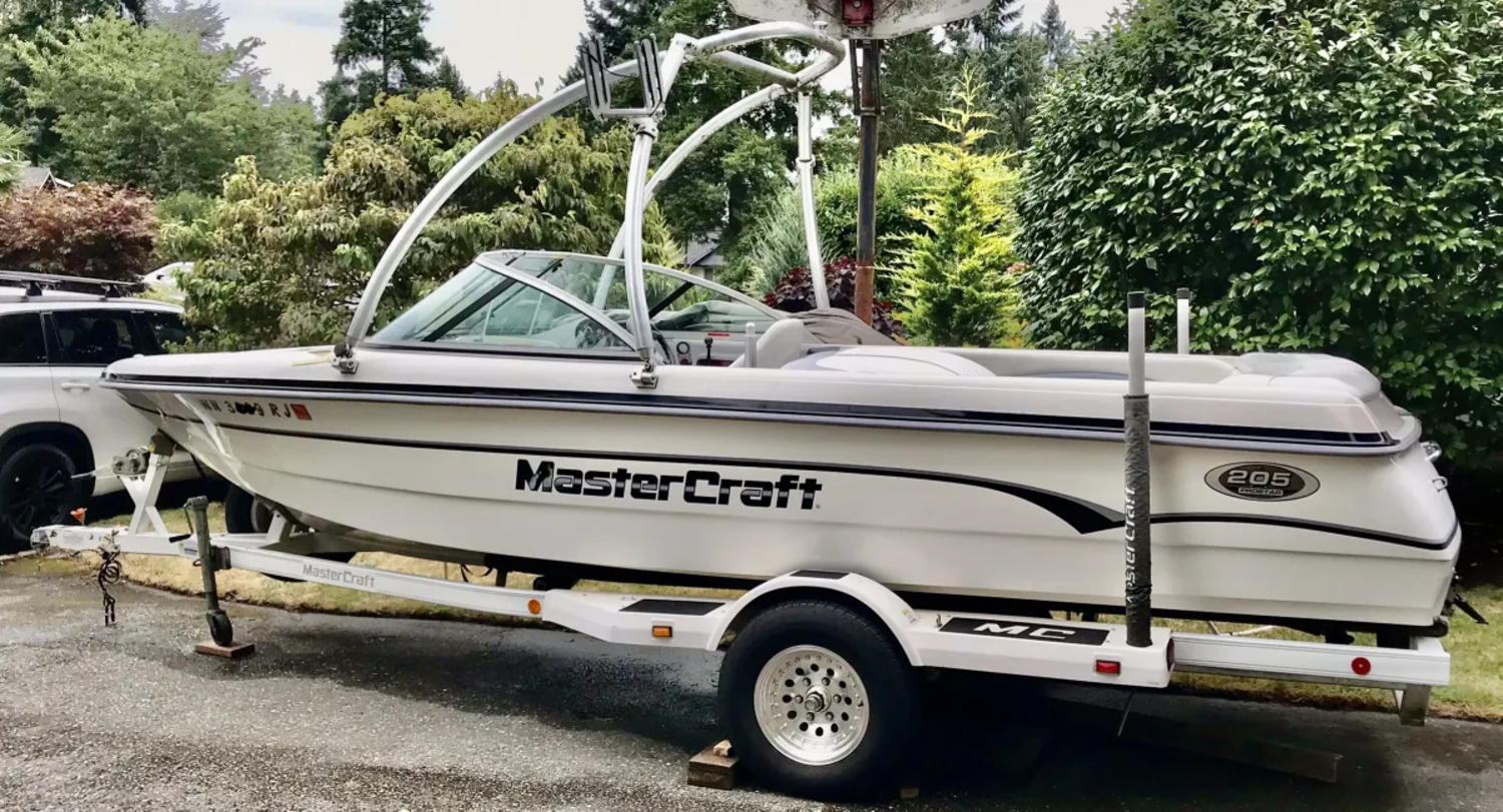 2000 Mastercraft Prostar 205