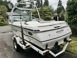 2000-mastercraft-prostar-205-143553-image4.webp