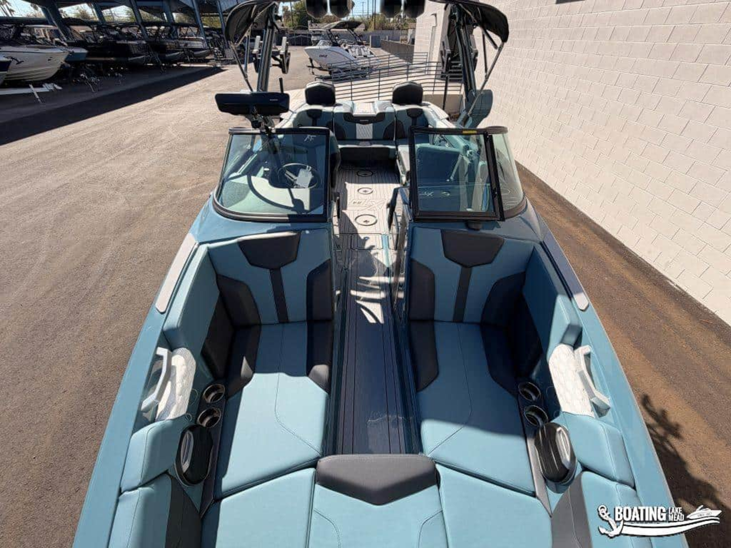 2027 MasterCraft XT24
