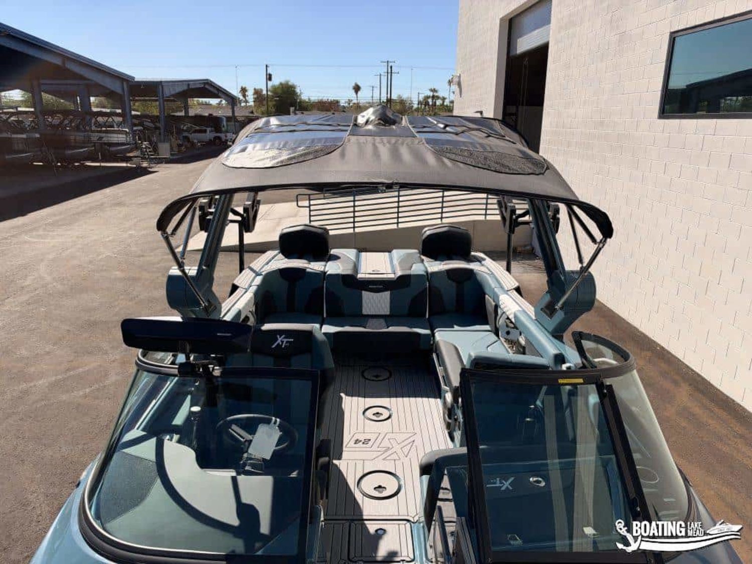 2027 MasterCraft XT24