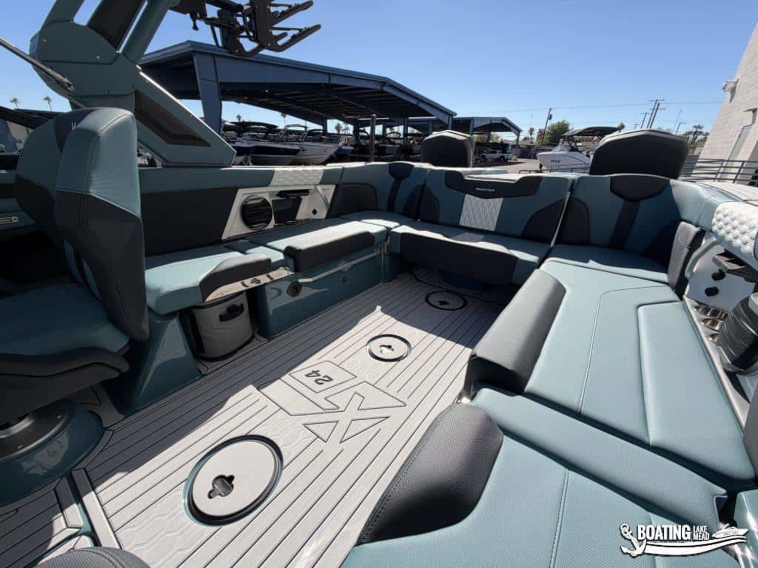 2027 MasterCraft XT24