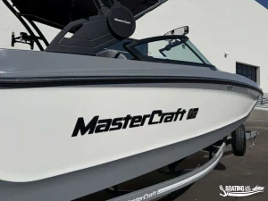 2027-mastercraft-xt24-145400-image4