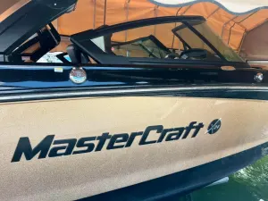 2023-mastercraft-maristar-240-sc-142955-image5