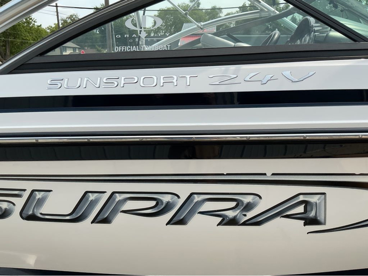 2006 Supra Launch 24SSV