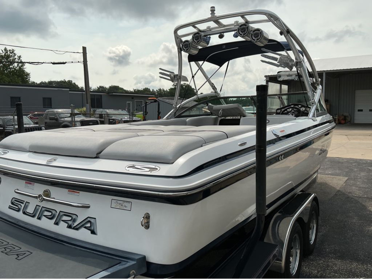 2006 Supra Launch 24SSV