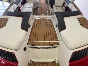 2018-nautique-g23-143565-image10
