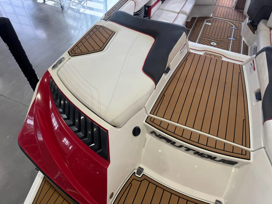 2018-nautique-g23-143565-image12