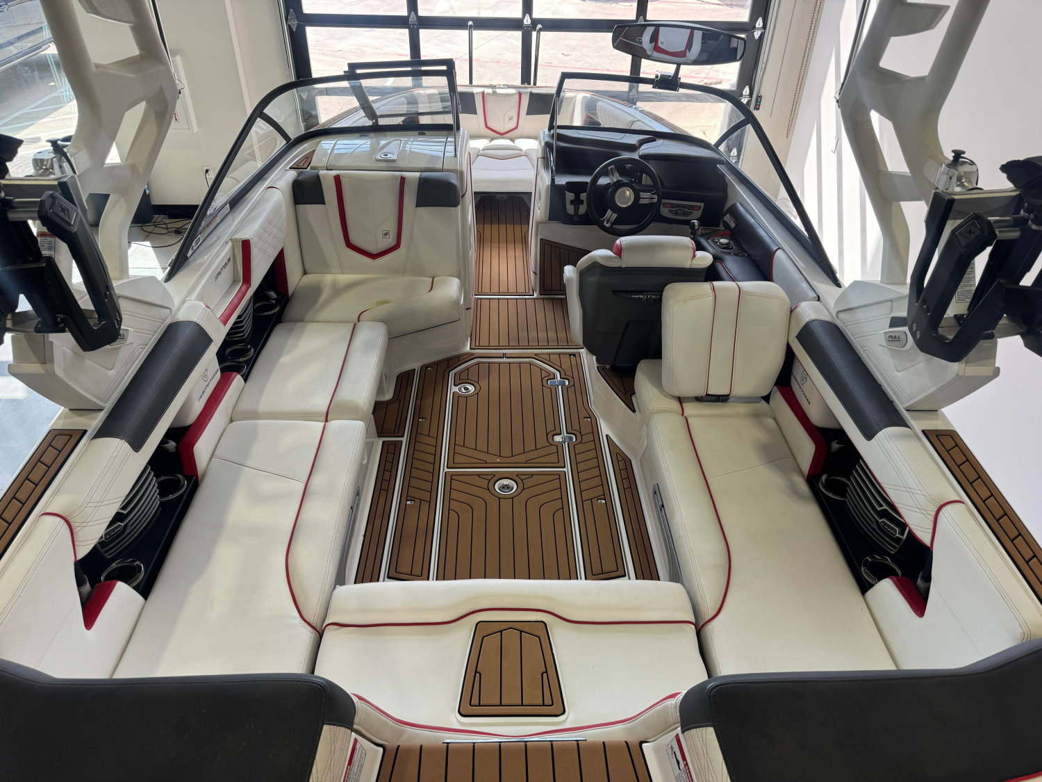 2018 Nautique Super Air Nautique G23
