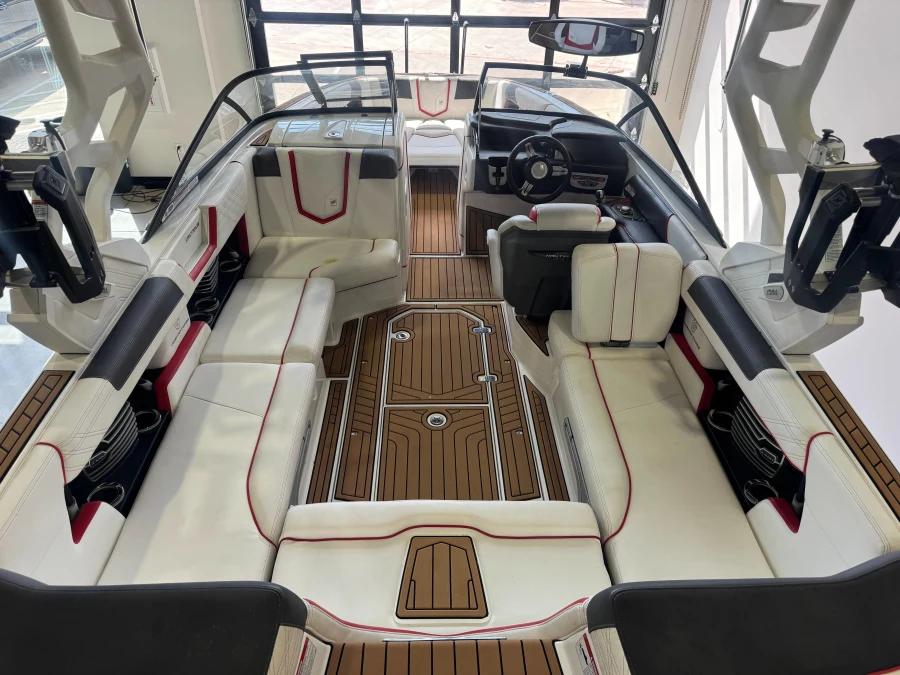 2018-nautique-g23-143565-image13