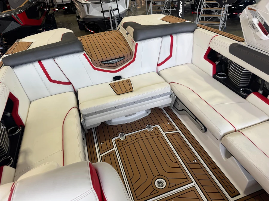 2018-nautique-g23-143565-image16