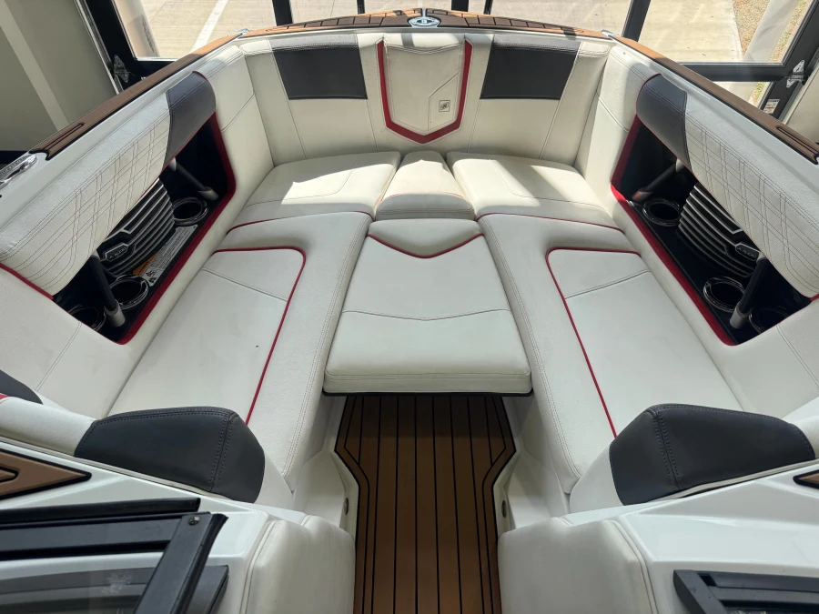 2018-nautique-g23-143565-image17