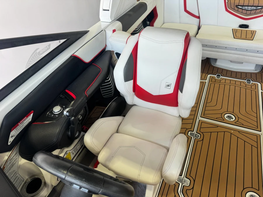 2018-nautique-g23-143565-image21